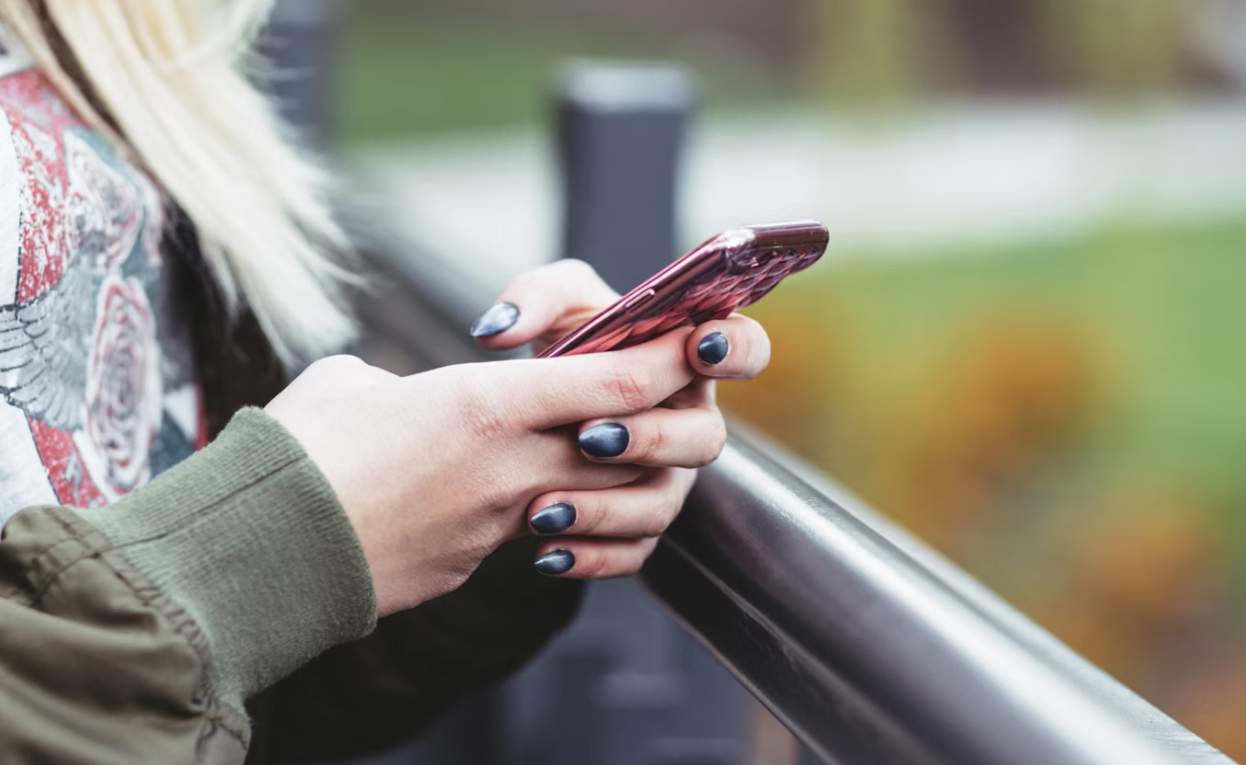 Que choisir entre un téléphone 4G et 5G?